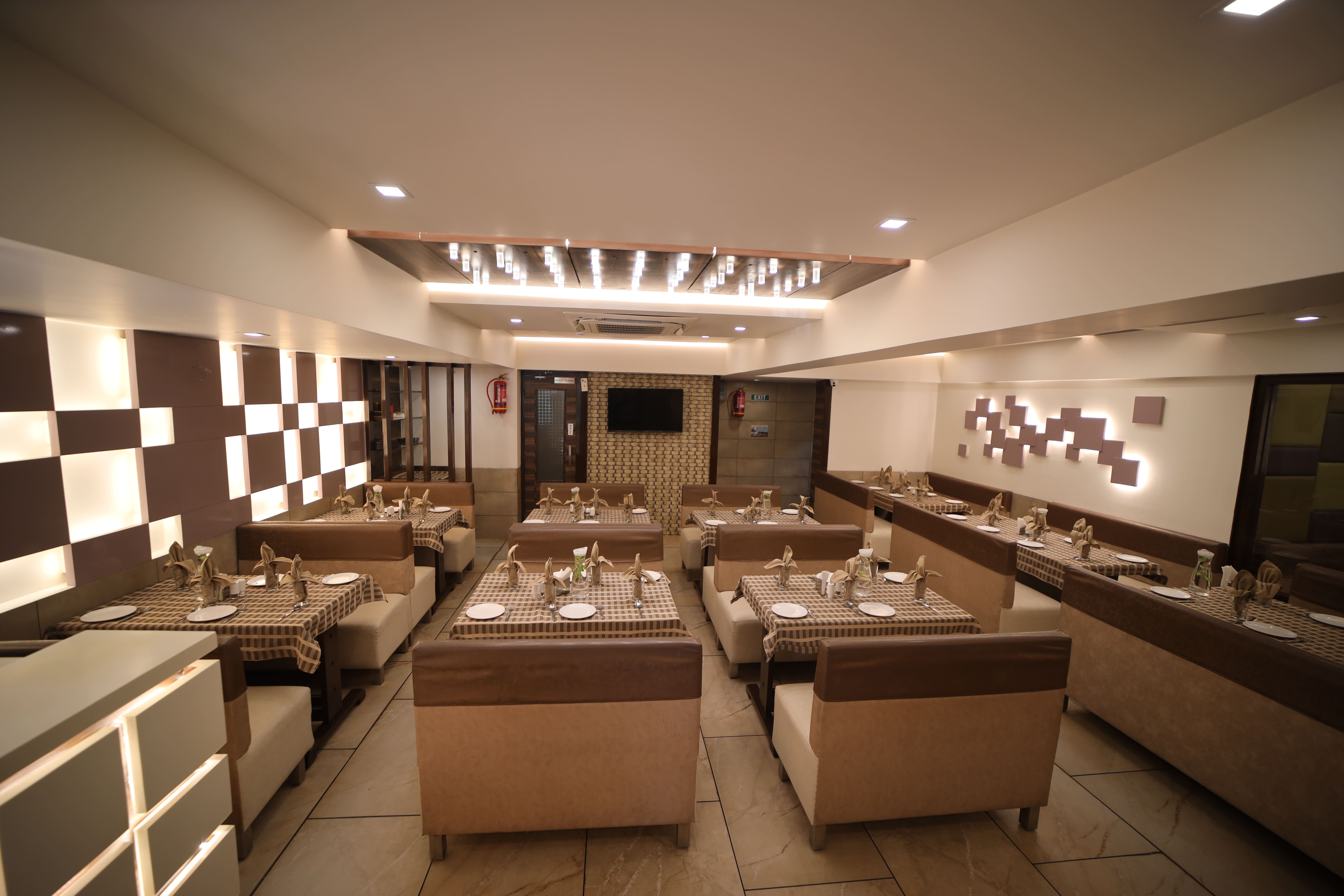 City Corner banquet setup